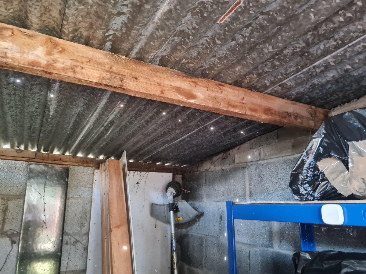 Shed - Inside - 02.jpg